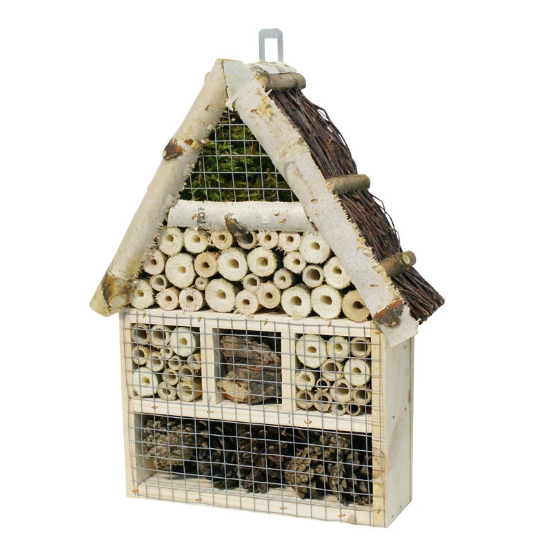Insektenhotel Klein Mit Weidendach 1 Insektenhotel Klein Mit Weidendach
