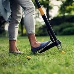 Fiskars Xact Unkrautstecher, Schwarz/orange, Länge 100 Cm 23 Fiskars Xact Unkrautstecher, Schwarz/orange, Länge 100 Cm -Stilvolles Gartenmöbelgeschäft 0920100957 Xact Unkrautstecher 10 105481