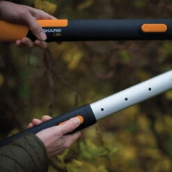 Fiskars SmartFit Teleskop Heckenschere 11 Fiskars SmartFit Teleskop Heckenschere -Stilvolles Gartenmöbelgeschäft 0920300643 SmartFit Teleskop Heckenschere HS86 4 107023