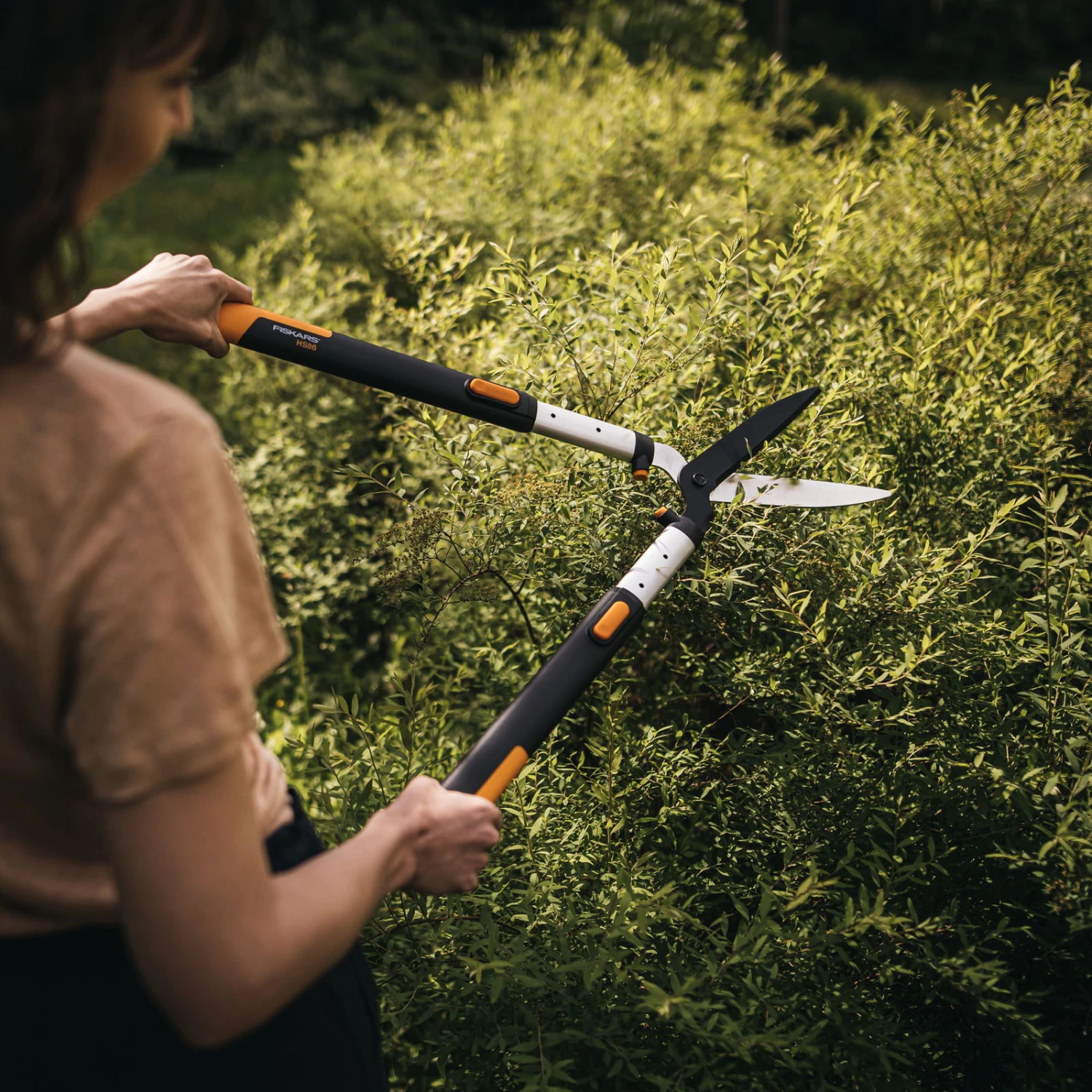 Fiskars SmartFit Teleskop Heckenschere 4 Fiskars SmartFit Teleskop Heckenschere – Bild 4