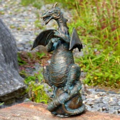 Rottenecker Bronze-Drache Mit Walnuss, Wasserspeiend, 29 X 19 X 11 Cm 6 Rottenecker Bronze-Drache Mit Walnuss, Wasserspeiend, 29 X 19 X 11 Cm -Stilvolles Gartenmöbelgeschäft 0980306260 Drache mit Walnuss H29xB19xL11cm1 75588
