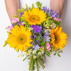 Blumenstrauß 'Lyon' Inkl. Gratis Grußkarte -Stilvolles Gartenmöbelgeschäft 1110600117 Strauss Lyon 1 125169