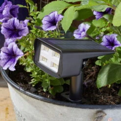 Gartenstrahler 'Revo', Schwarz, Kunststoff -Stilvolles Gartenmöbelgeschäft 2950100642 Revo Robuste Kunststoffkonstruktion 3 99162