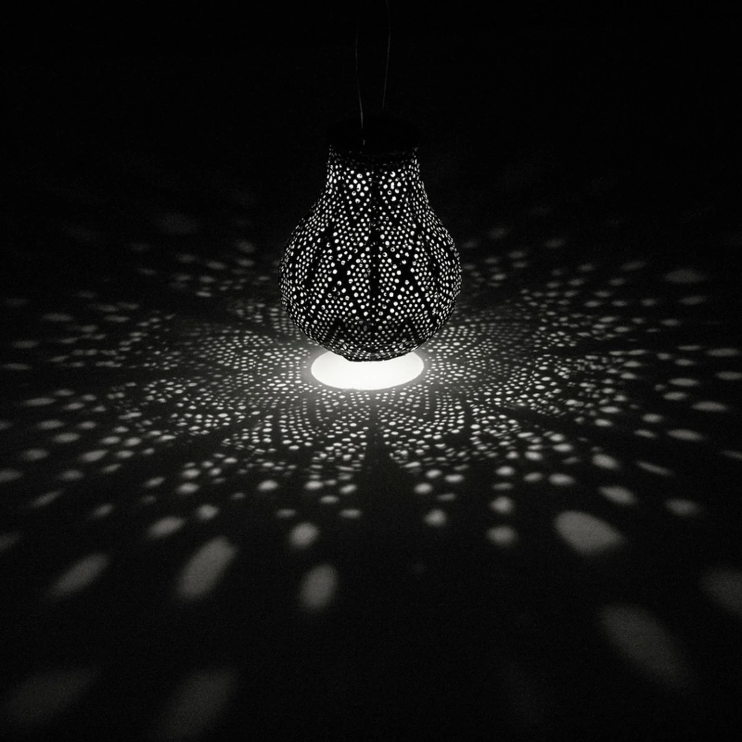 Solarlaterne 'Bulb 16', Taupe, Ø 16 X 20 Cm 2 Solarlaterne 'Bulb 16', Taupe, Ø 16 X 20 Cm – Bild 2