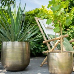 Pflanzgefäß 'Rowen', Gold, Ø 38 X H 30 Cm -Stilvolles Gartenmöbelgeschäft 3210801621 3210801623 Pflanzgefaess Rowen gold 2 114986