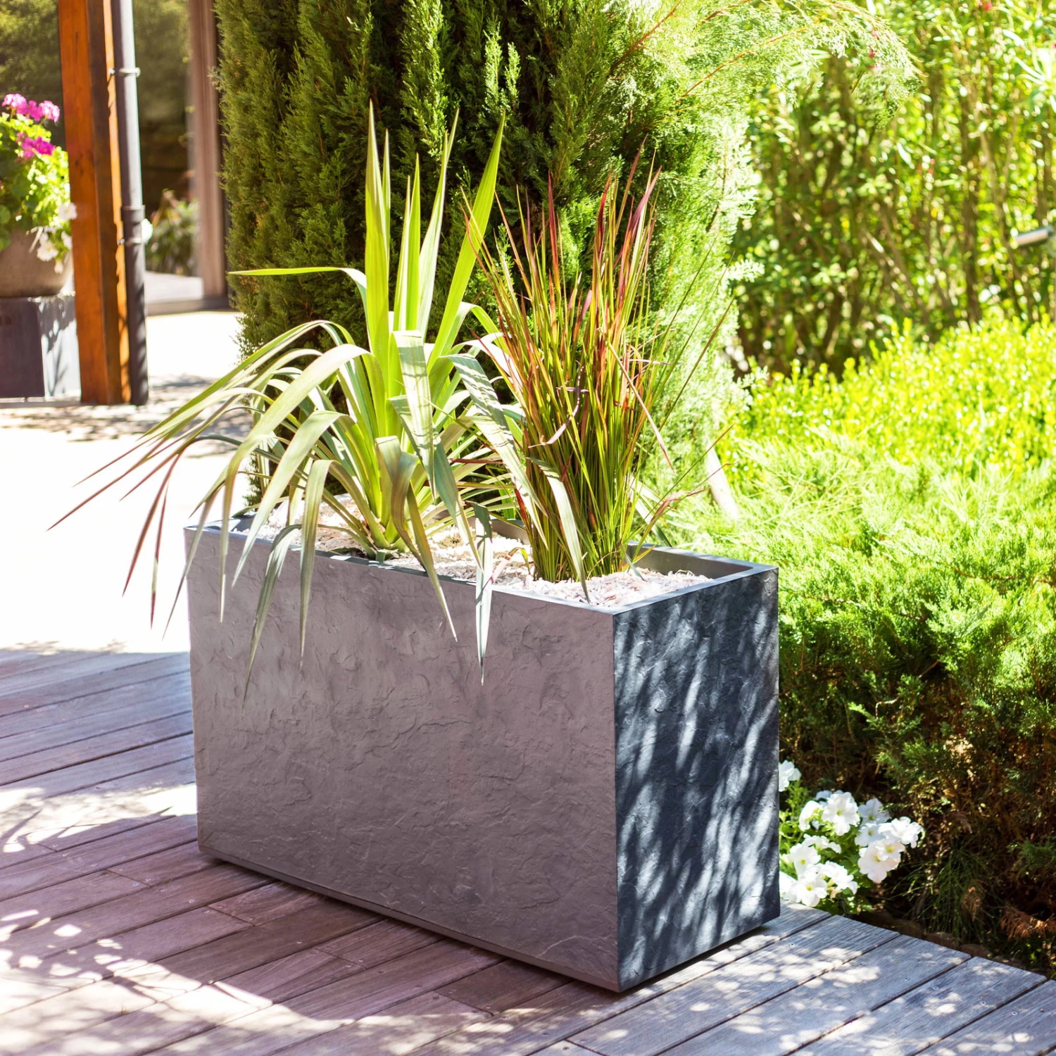 Pflanzkasten 'Volcania Hutch', Anthrazit, Kunststoff 1 Pflanzkasten 'Volcania Hutch', Anthrazit, Kunststoff